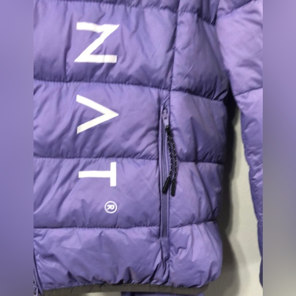 MONAT Puffer Jacket size S. - Picture 5 of 8